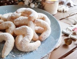 Biscotti Vanillekipferl senza glutine