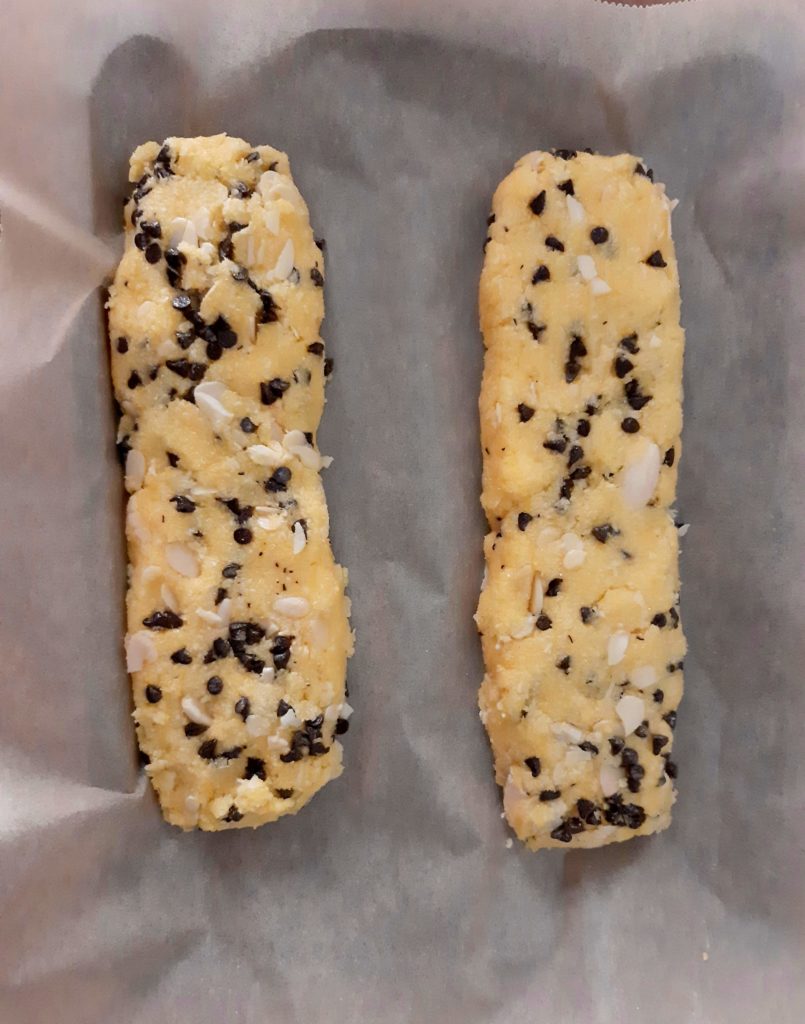 Cantucci cocco e gocce di cioccolato