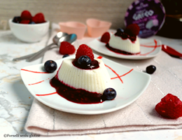 Panna Cotta allo Yogurt greco senza lattosio