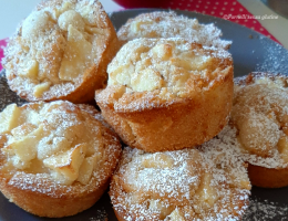 Muffin alle mele soffici senza glutine e senza burro